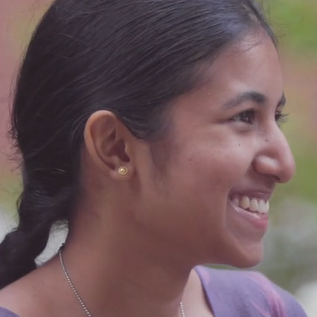 Dilni Abeyrathne - Geography, ENS, & International Studies